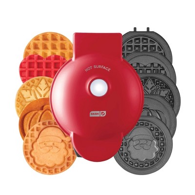 Buy 1, Dash Multi Maker get 40% off Holiday Plates